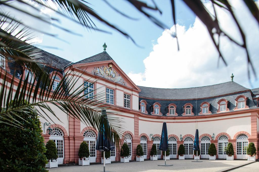 Hotel-Restaurant Zur Krone Loehnberg Ngoại thất bức ảnh