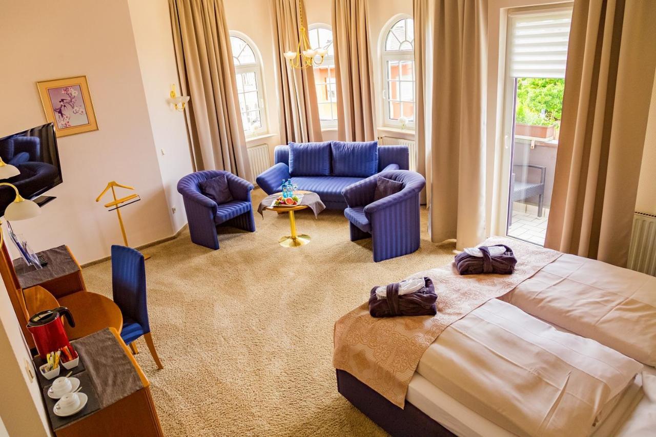 Hotel-Restaurant Zur Krone Loehnberg Ngoại thất bức ảnh